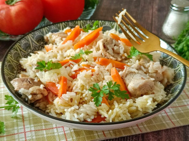 Диетический плов с курицей