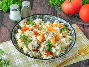 Диетический плов с курицей