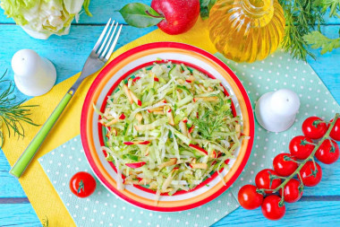 Салат с редькой и яблоком