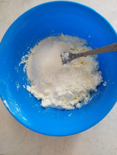 творожная запеканка с манкой в духовке пошаговый рецепт с молоком. zapekanka kak v. творожная запеканка с манкой в духовке пошаговый рецепт с молоком фото. творожная запеканка с манкой в духовке пошаговый рецепт с молоком-zapekanka kak v. картинка творожная запеканка с манкой в духовке пошаговый рецепт с молоком. картинка zapekanka kak v. Творожная запеканка – это полезный завтрак как для детей, так и взрослых. Для получения пышной и вкусной запеканки необходимо использовать только свежие и натуральные продукты. Так как творог обязательно должен присутствовать в рационе детей, то такая запеканка – один из вариантов его использования.