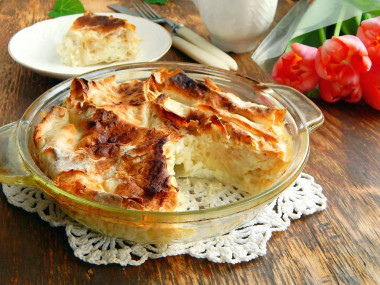 Рваный пирог из тонкого лаваша с творожной начинкой