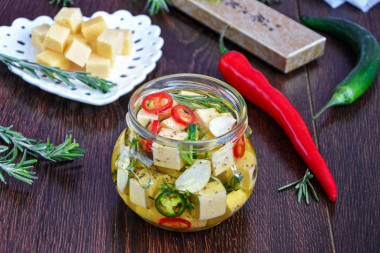 Маринованный сыр