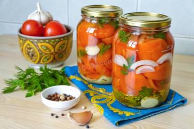 Помидоры дольками с чесноком и зеленью на зиму