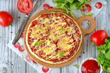 Пицца в аэрогриле из слоеного теста