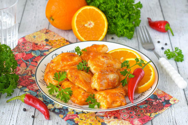 Медальоны из курицы на сковороде