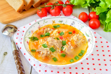 Суп с говядиной и рисом