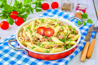 Макароны по флотски с фаршем на сковороде классические