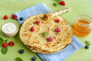 Блины без яиц на молоке тонкие