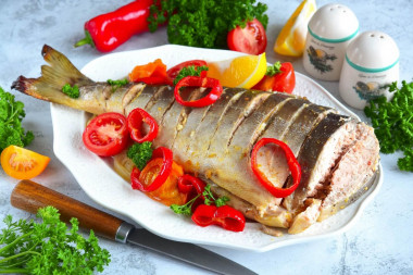 Горбуша в духовке сочная и мягкая в фольге целиком