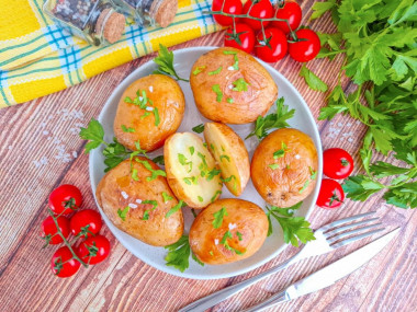 Картошка в аэрогриле в фольге