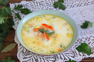 Уха из головы форели со сливками