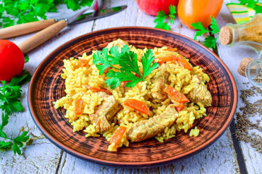 Плов с индейкой на сковороде