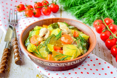 Рагу в мультиварке с курицей