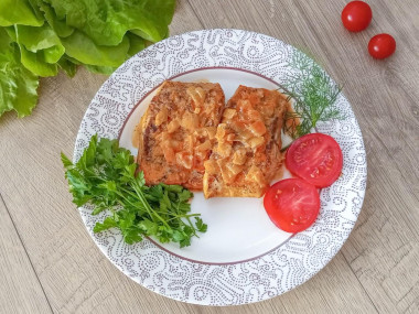 Рыба в сметане на сковороде