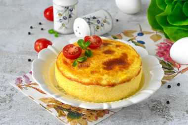 Пышный омлет в аэрогриле с молоком