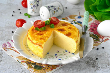 Пышный омлет в аэрогриле с молоком