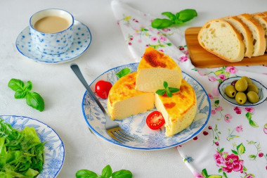 Пышный омлет в аэрогриле с молоком