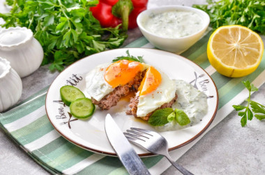 Говядина с яйцом