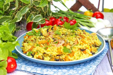 Плов с морепродуктами