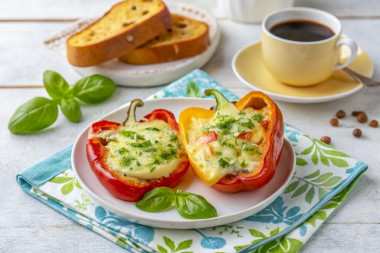 Яичница в болгарском перце