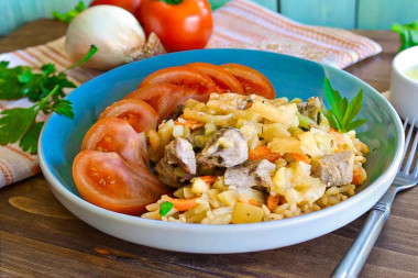 Картошка с мясом в микроволновке