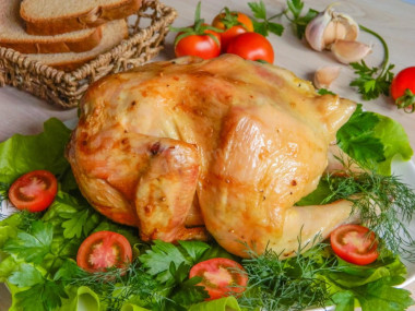Курица в духовке целиком на банке