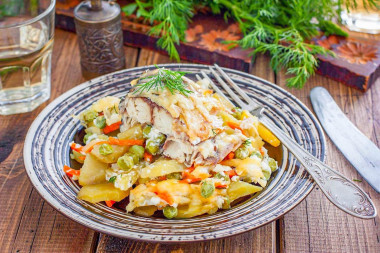 Скумбрия в фольге с овощами в духовке