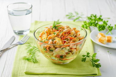 Салат с фасолью и корейской морковью