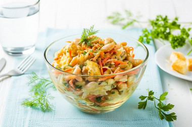 Салат с фасолью и корейской морковью
