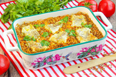 Гречка с рыбой в духовке