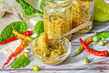 Зеленые помидоры в аджике на зиму