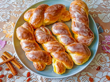 Булочки с помадкой