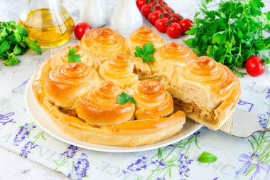 Пирог с квашеной капустой в духовке