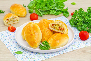 Пирожки с мясом и капустой рисом