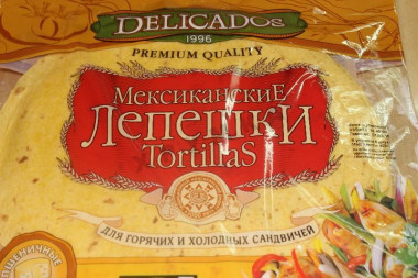 Рецепт - Буррито с маринованными огурцами - Шаг 1 - Покажу какие лепёшки я использую для этого блюда.