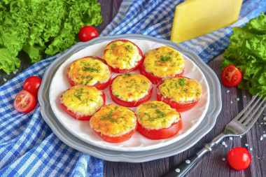 Помидоры с сыром и чесноком в духовке