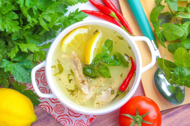 Суп с лимоном куриный