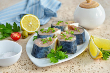 Малосольная скумбрия в домашних условиях