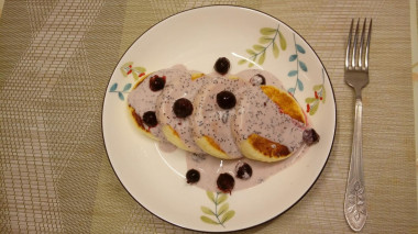 Сырники с рисовой мукой, жареные на сковороде