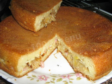 Быстрый пирог с капустой и куриным филе на ряженке