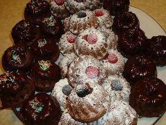 Кексы День и Ночь с бананом и шоколадом на кефире