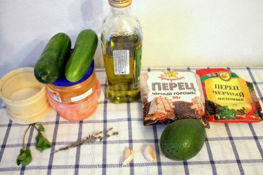 Рецепт - Салат из креветок авокадо и огурца - Шаг 1 - Ингредиенты