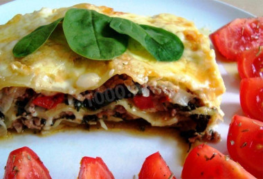 Лазанья со шпинатом и сыром