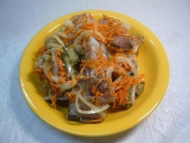Рыбка маринованная
