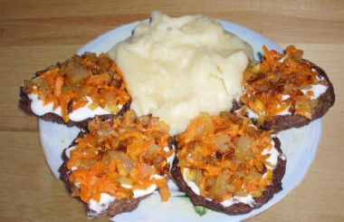 Котлеты из куриных сердечек с печенью