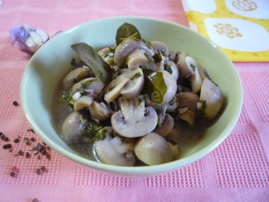 Маринованные шампиньоны (быстрый способ)