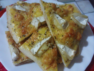 Тонкая фокачча с сыром