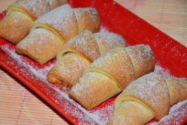 Творожные рогалики с ореховой начинкой