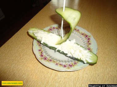 Салат из капусты белокочанной с огурцом Кораблик