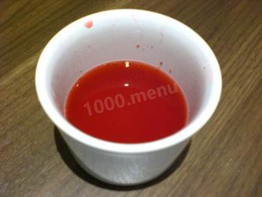 Рецепт - Клюквенный мусс с манкой - Шаг 5 -  Полученный сок пока отставляем в сторону